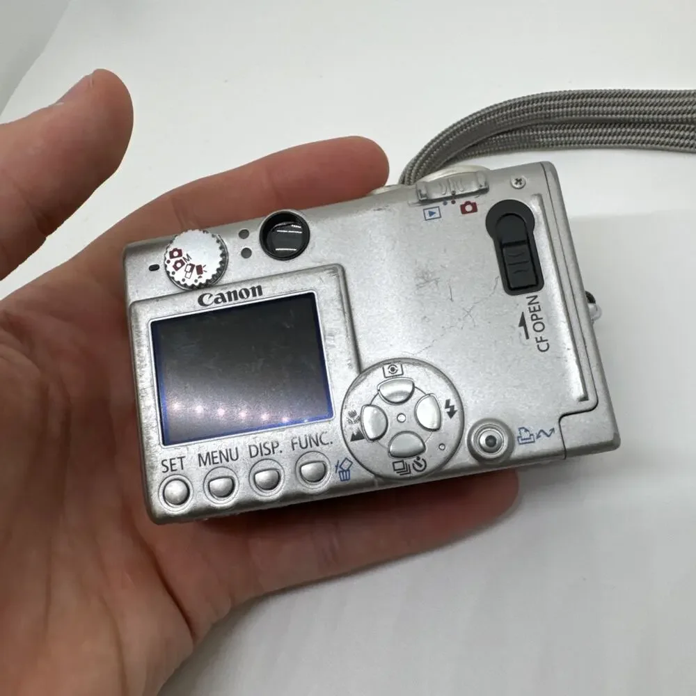 Canon Power Shot Digital ELPH S500 / 5.0MP Digital Camera Tested Works